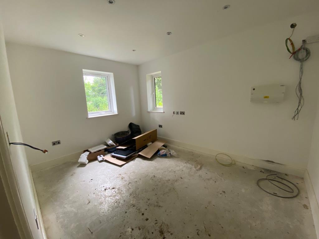 Lot: 137 - DETACHED HOUSE FOR COMPLETION -